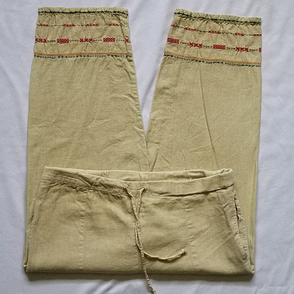 Beige Embroidered Linen Blend Drawstring Capris - Picture 2 of 8